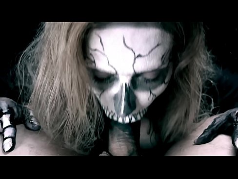 ❤️ ສາວ Demon ດູດ cock ກັບປາກສີດໍາຂອງນາງແລະກືນ cum. ❤️ ແຕ່ໜັງໂປ້ ທີ່ lo.com-porn-kai.ru